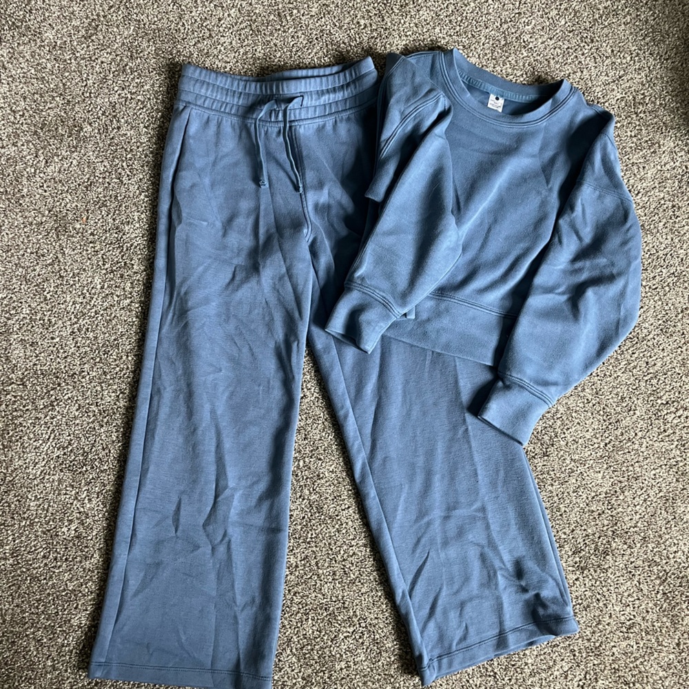 Yogalicious Kids Matching Set Blue Sweatshirt and Sweatpants